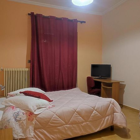 Mema'S Tranquil Studio In Patra - Free Parking מראה חיצוני תמונה