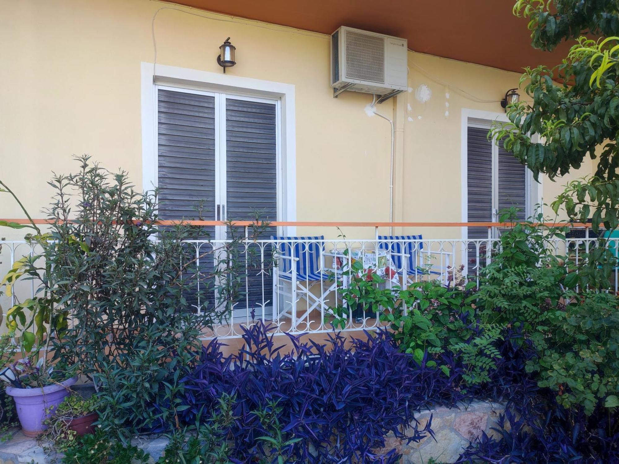 Mema'S Tranquil Studio In Patra - Free Parking מראה חיצוני תמונה